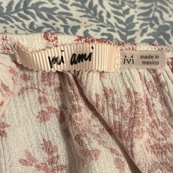 Mi Ami Women’s Baby Doll Top Open Back Size Medium Cropped Floral Design - Picture 4 of 5